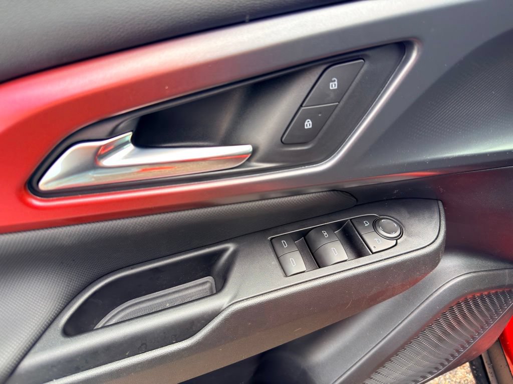 New 2026 Chevrolet Equinox EV RS FWD image 18
