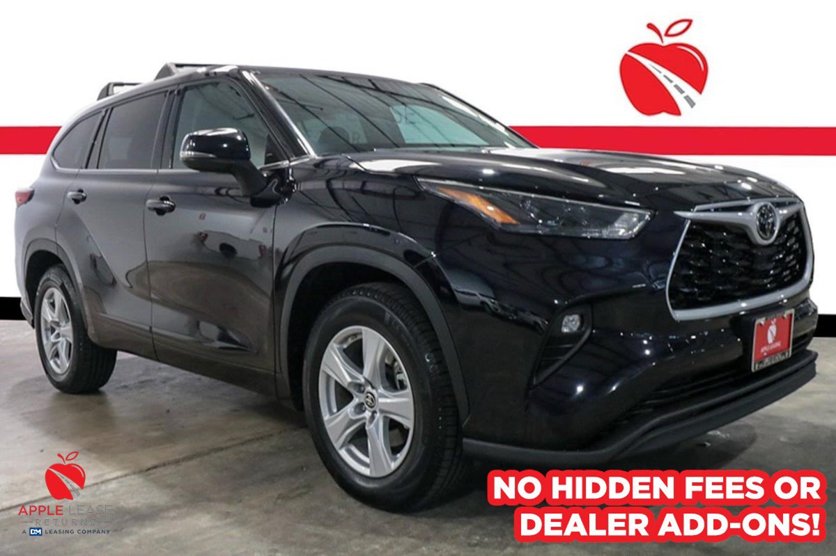 Used 2022 Toyota Highlander LE