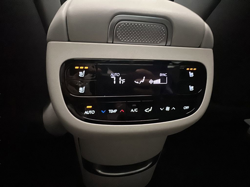 New 2026 Hyundai Ioniq 9 Limited image 25
