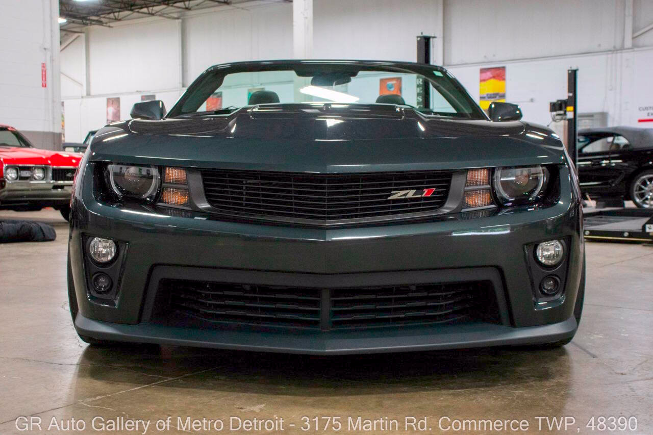 Used 2013 Chevrolet Camaro ZL1 RWD image 13