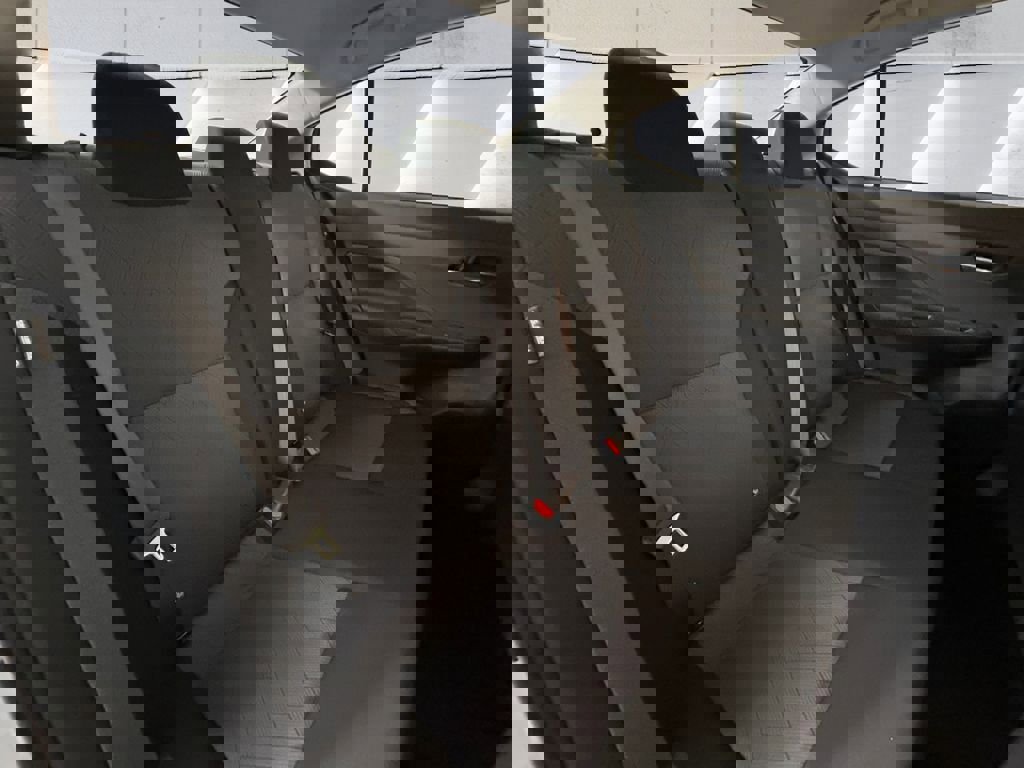 Used 2025 Nissan Versa SV w/ Trunk Package image 16