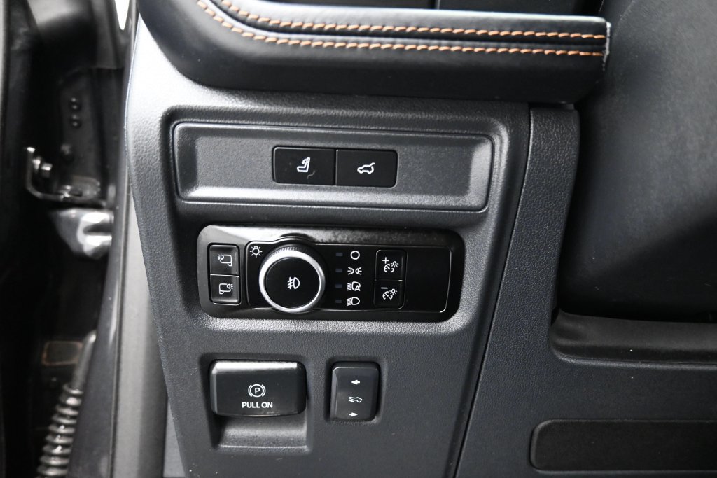 Used 2024 Ford Expedition Platinum AWD/4WD image 14