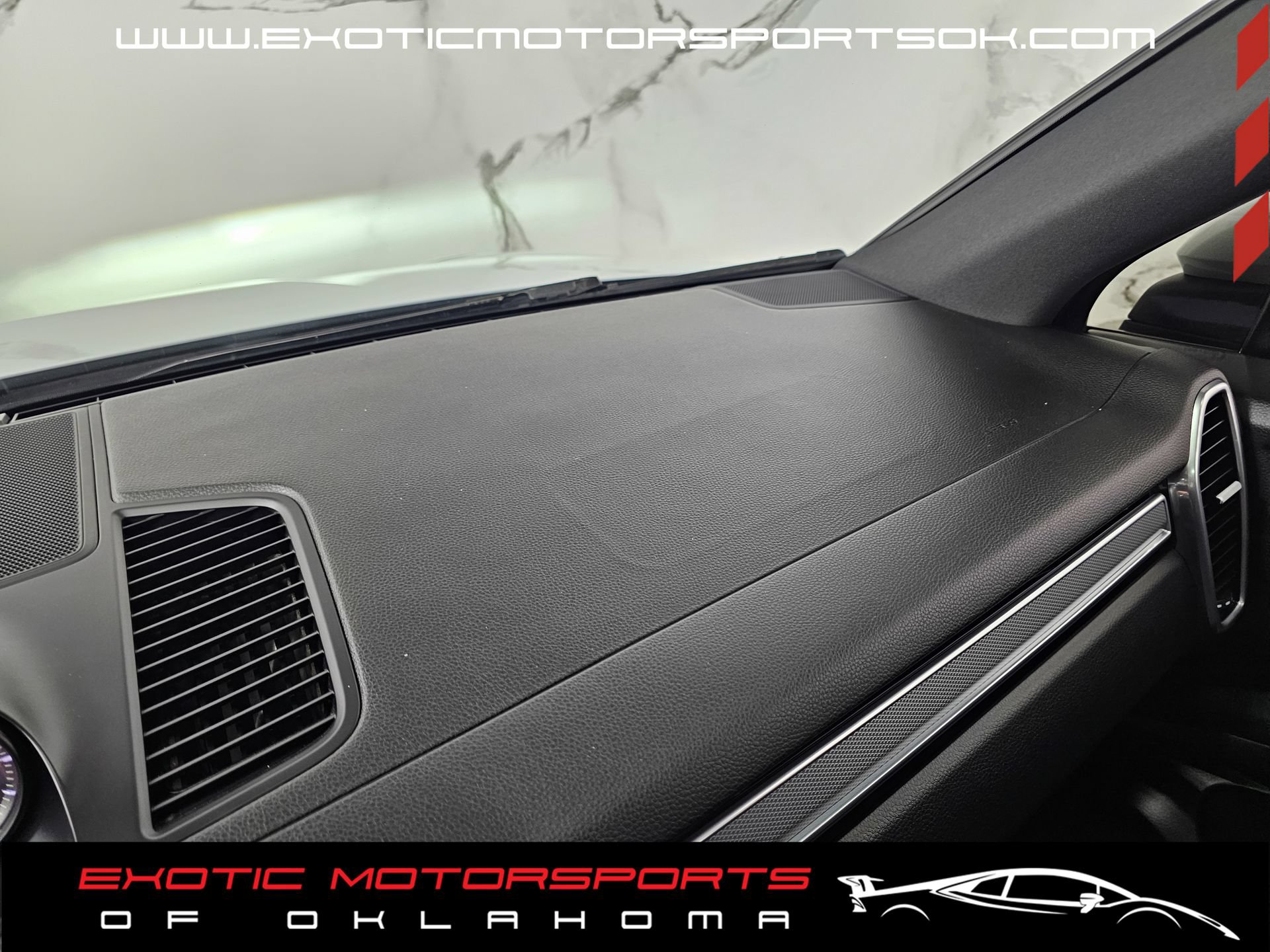 Used 2023 Porsche Cayenne S Platinum AWD/4WD image 31