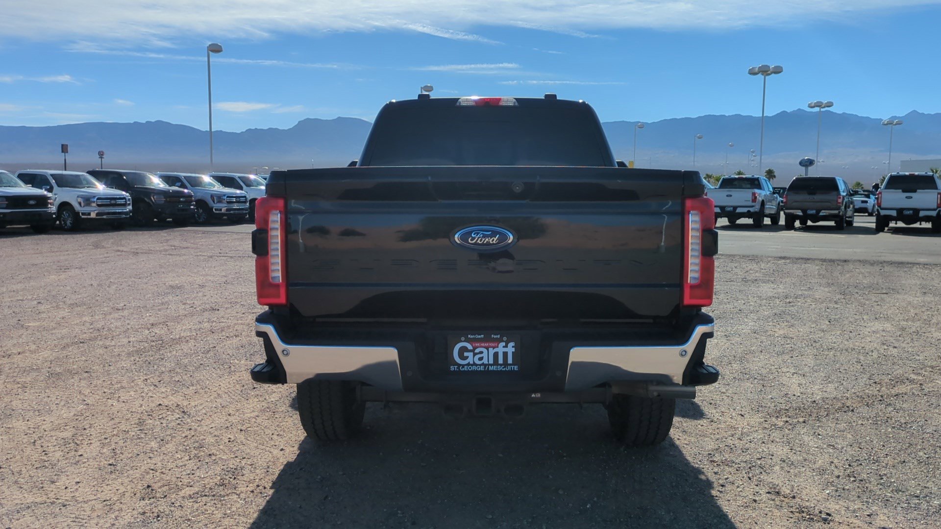 Used 2024 Ford F350 Lariat image 5