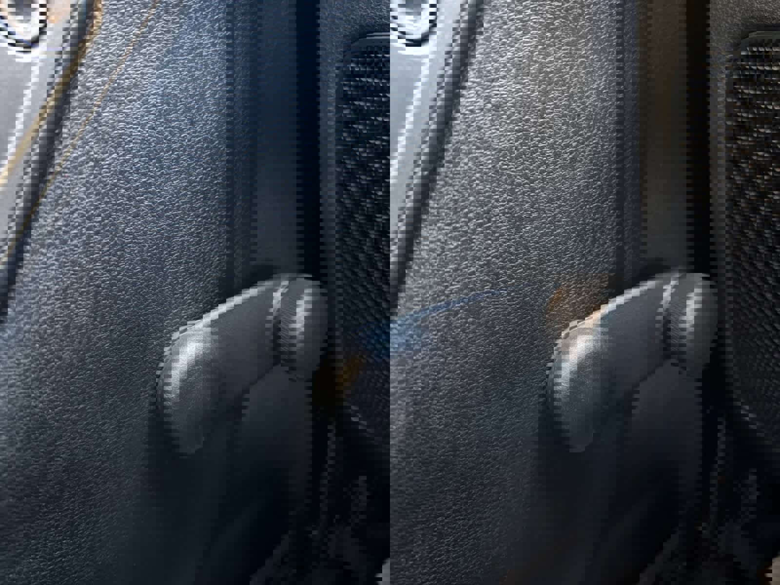 Used 2018 Jeep Wrangler Unlimited Sport w/ Dual Top Group image 14