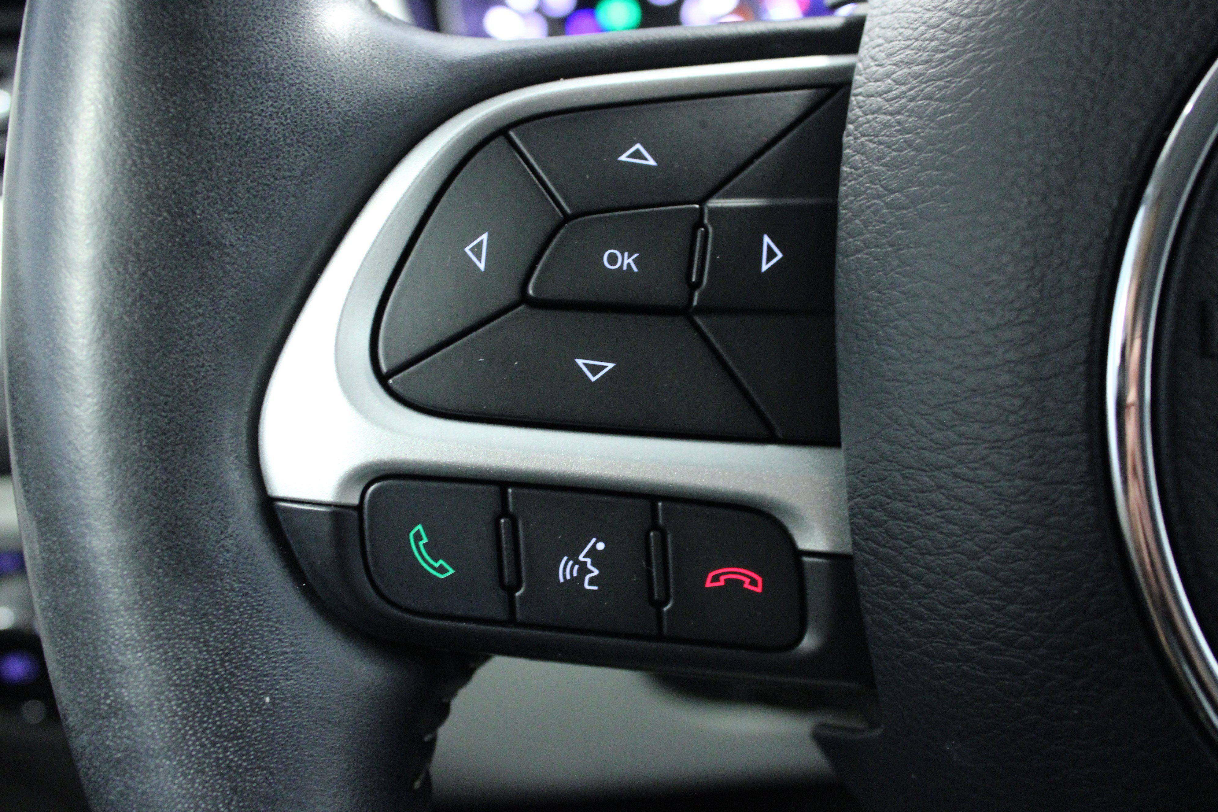 Used 2019 Jeep Compass Latitude w/ Popular Equipment Group AWD/4WD image 20