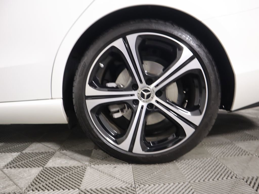 Certified 2025 Mercedes-Benz C 300 Sedan image 31