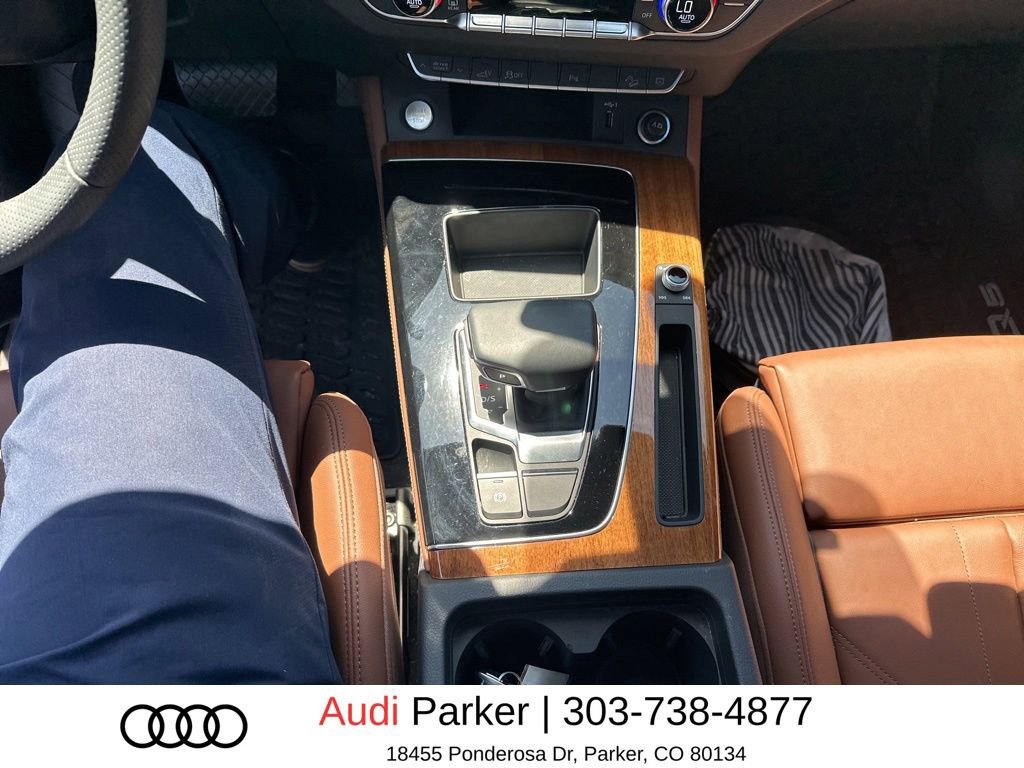 Used 2024 Audi Q5 e Premium Plus w/ Premium Plus Package AWD/4WD image 8