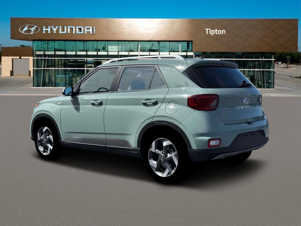 New 2026 Hyundai Venue SEL FWD image 4