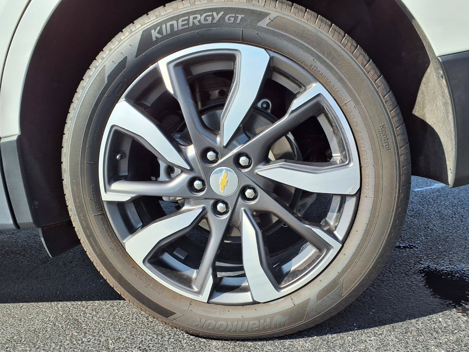 Used 2022 Chevrolet Equinox Premier AWD/4WD image 36