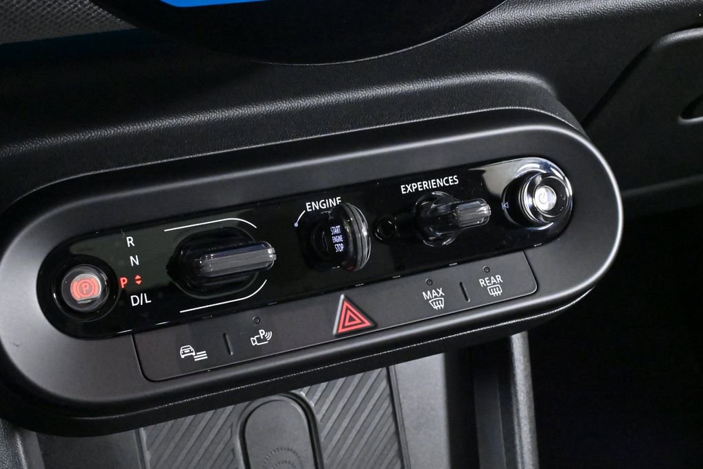 Certified 2025 MINI Cooper S image 17