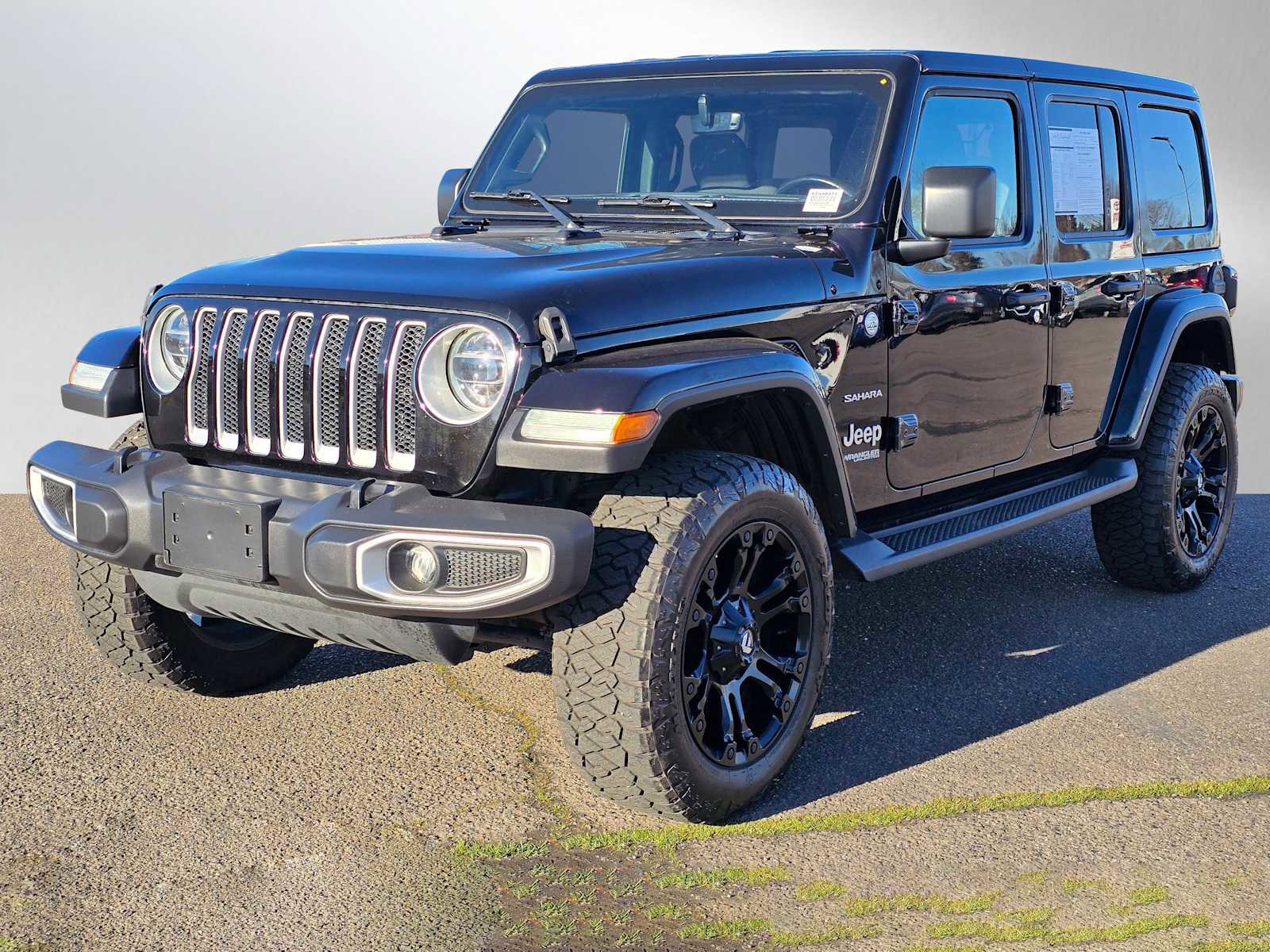 Used 2020 Jeep Wrangler Unlimited Sahara image 8