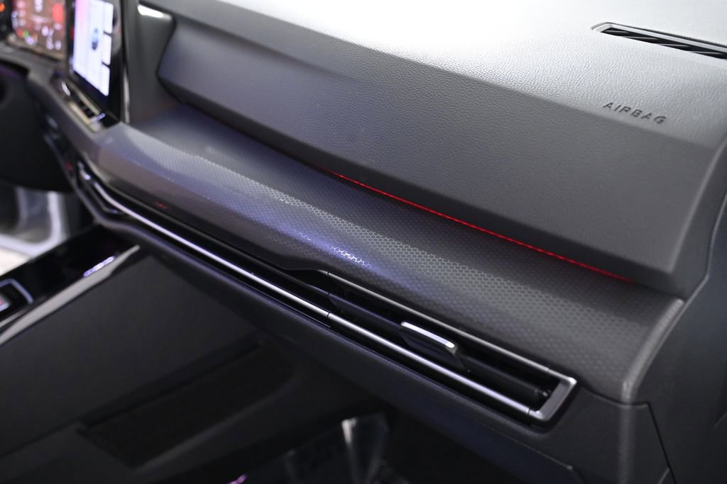 Used 2024 Volkswagen GTI SE image 26