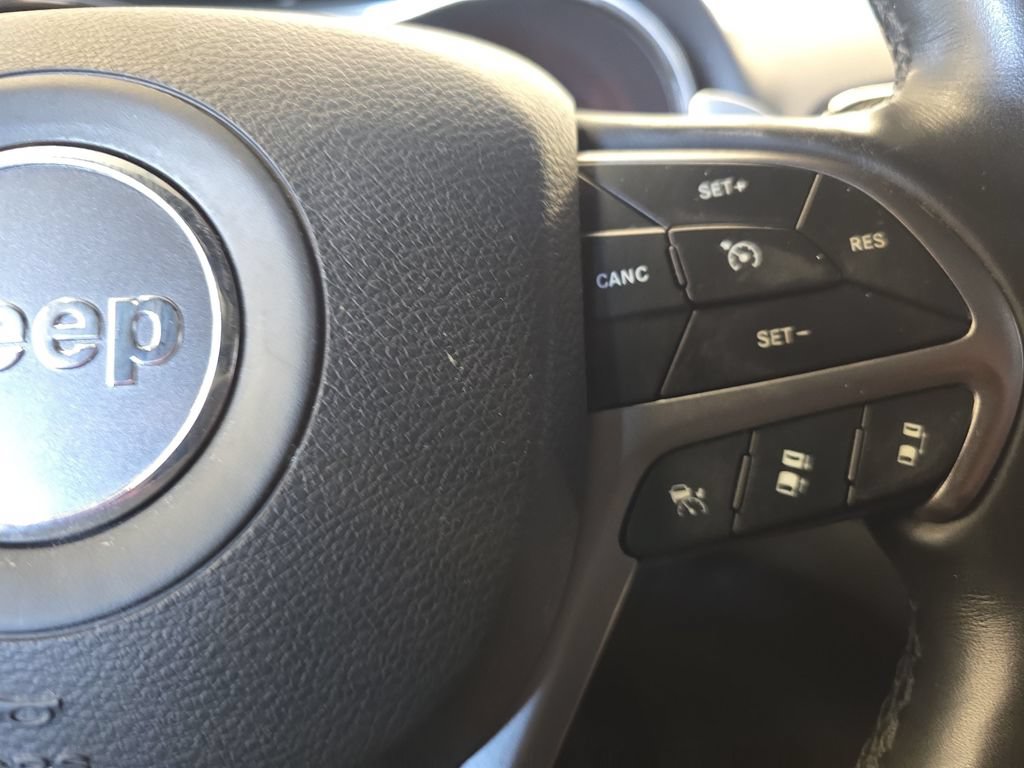 Used 2020 Jeep Grand Cherokee Limited X AWD/4WD image 18