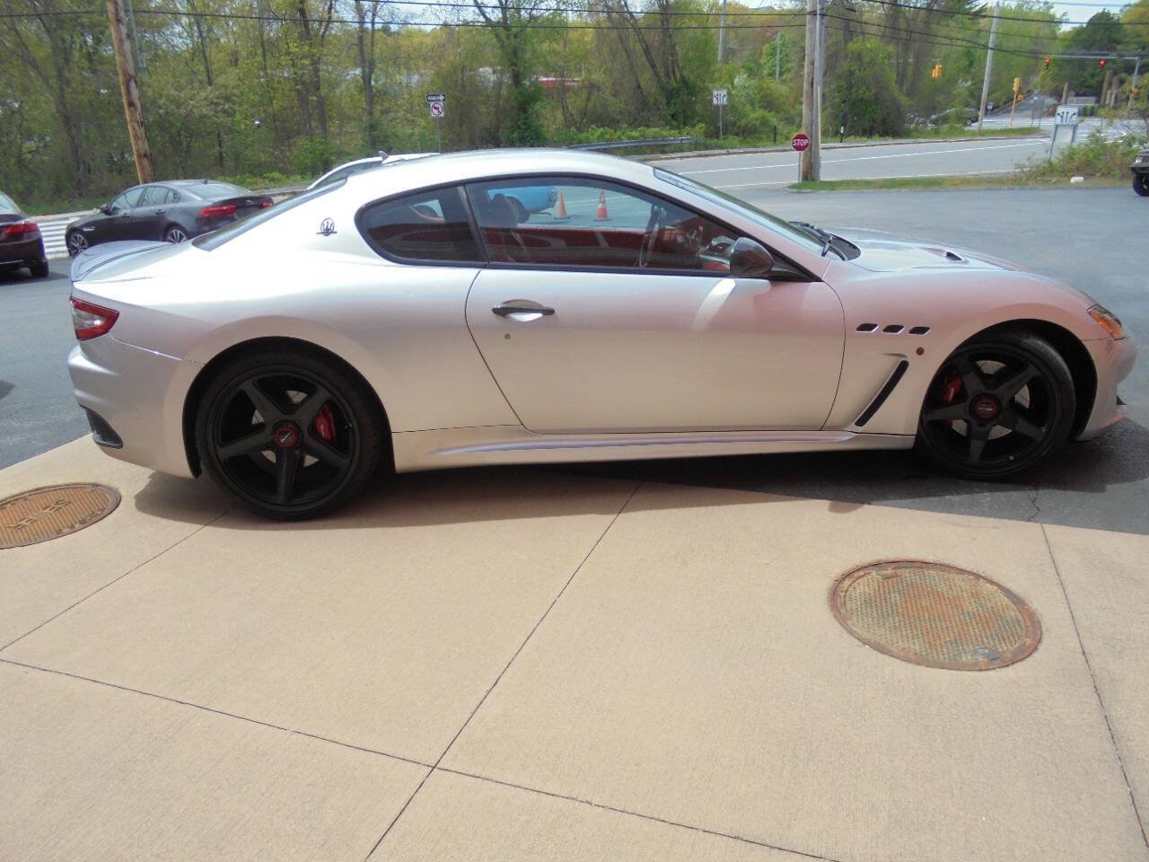 Used 2014 Maserati GranTurismo Sport RWD image 6