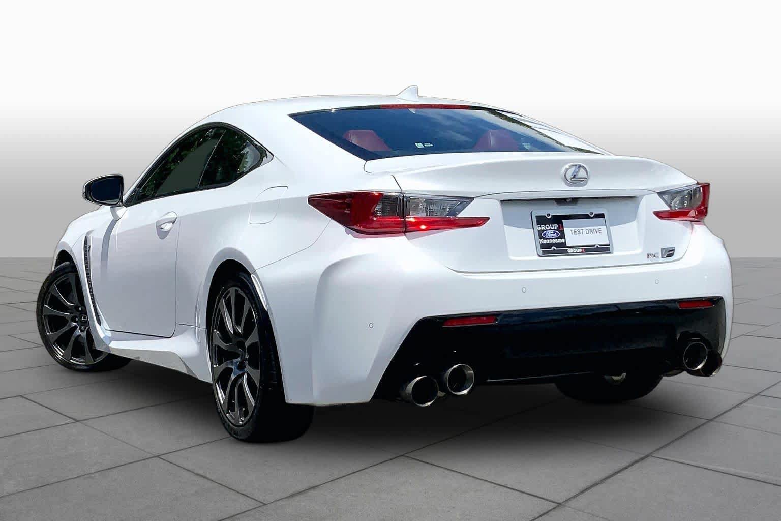Used 2015 Lexus RC F w/ Premium Package RWD image 10
