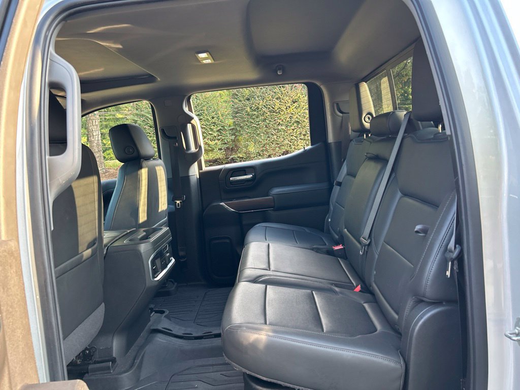 Used 2020 GMC Sierra 1500 SLT w/ SLT Premium Plus Package AWD/4WD image 32