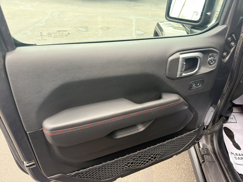 Used 2022 Jeep Gladiator Rubicon w/ Cold Weather Group image 14