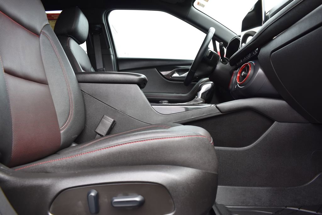 Used 2023 Chevrolet Blazer RS w/ Enhanced Convenience Package image 11