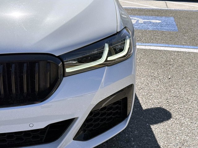 Used 2023 BMW 540i w/ M Sport Package image 9