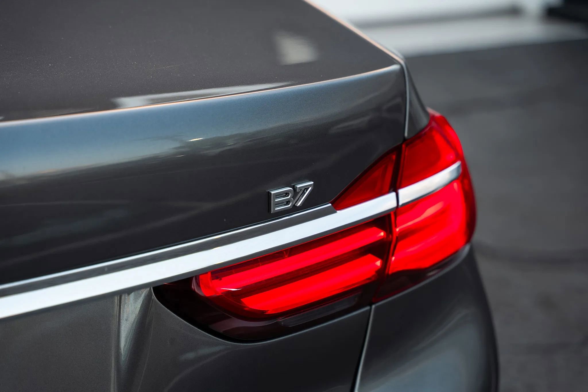 Used 2018 BMW ALPINA B7 xDrive w/ Luxury Rear Seating Package image 23