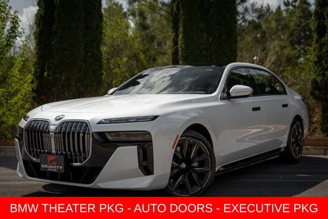 Used 2023 BMW i7 xDrive60 w/ Executive Package 2 image 1