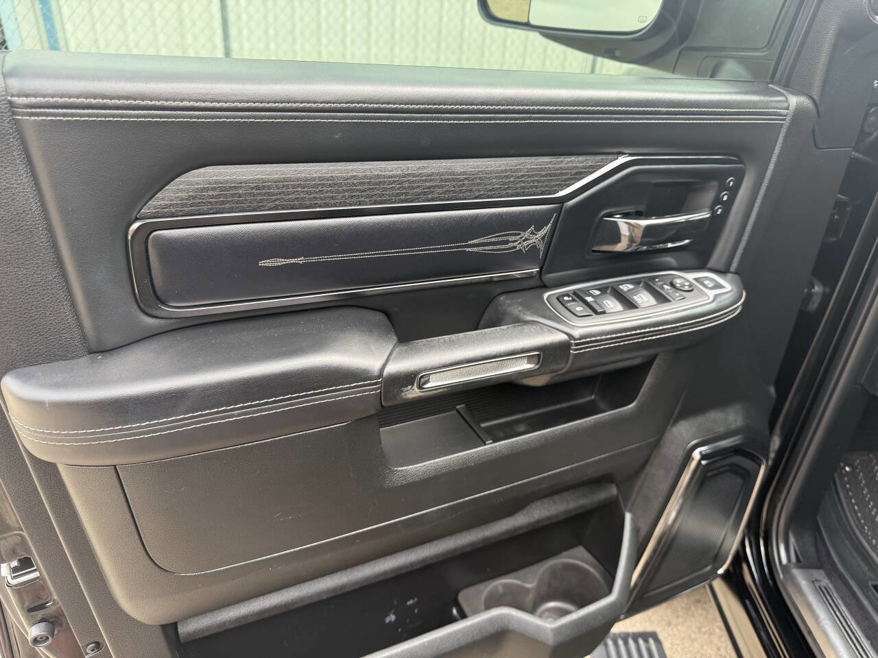 Used 2022 RAM 2500 Limited image 18