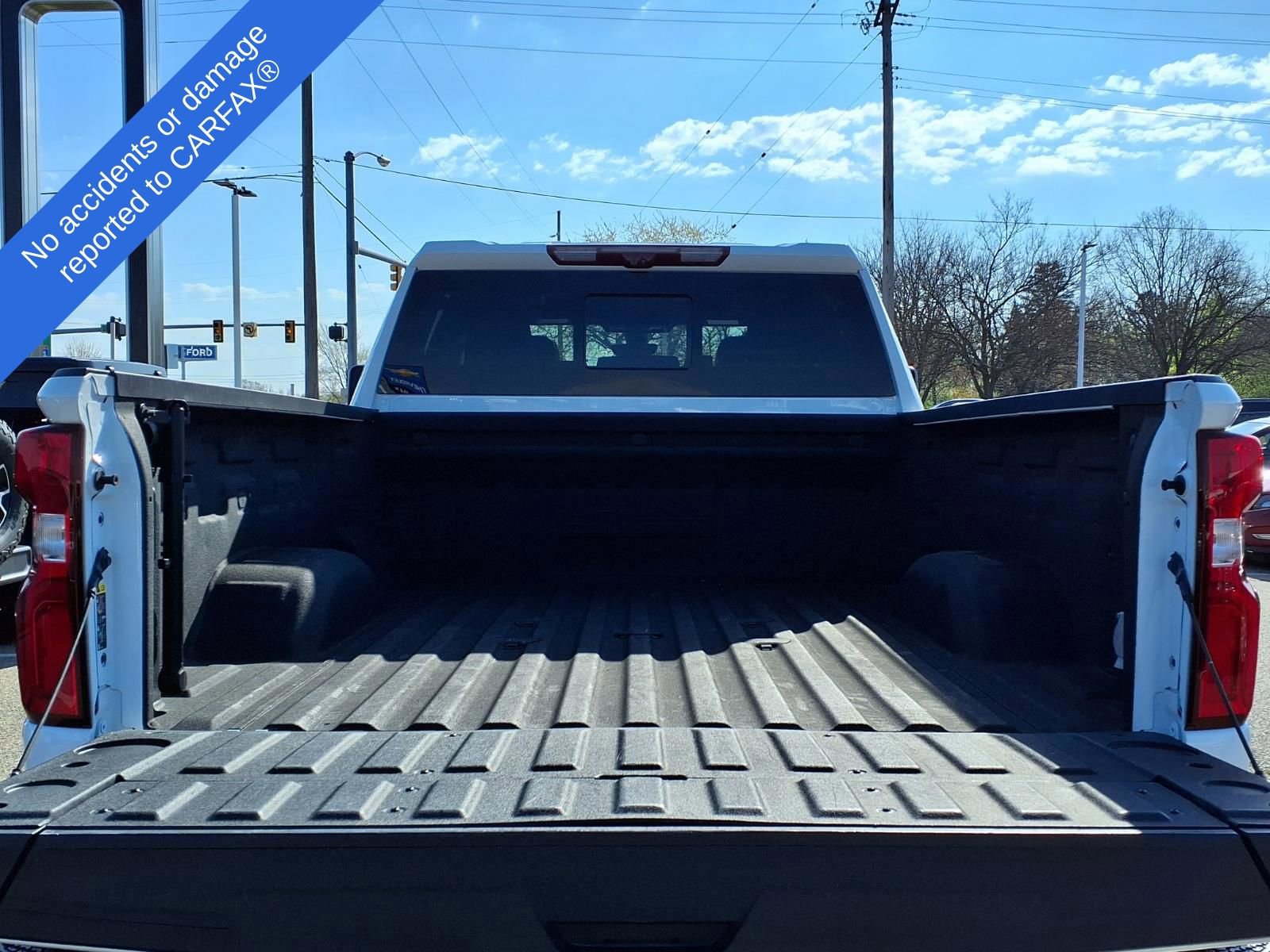 Used 2022 Chevrolet Silverado 3500 High Country w/ Z71 Off-Road Package AWD/4WD image 11