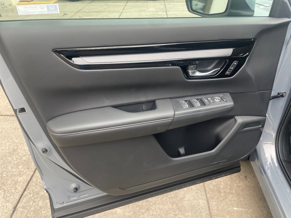 Used 2026 Honda CR-V EX-L image 32