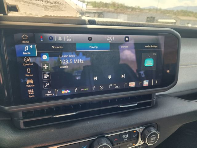 Used 2024 Jeep Wrangler Sport image 12