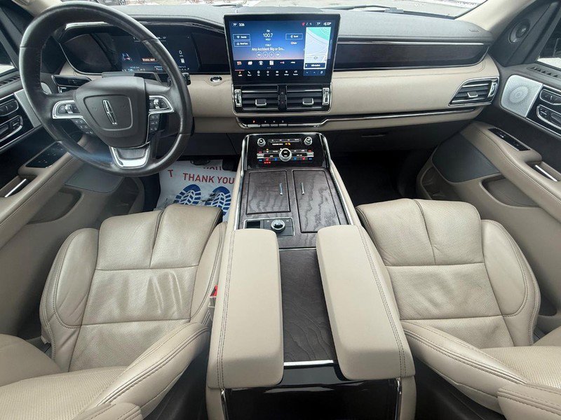 Certified 2024 Lincoln Navigator Reserve image 11
