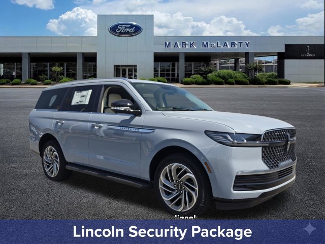 New 2027 Lincoln Navigator Premiere AWD/4WD image 5