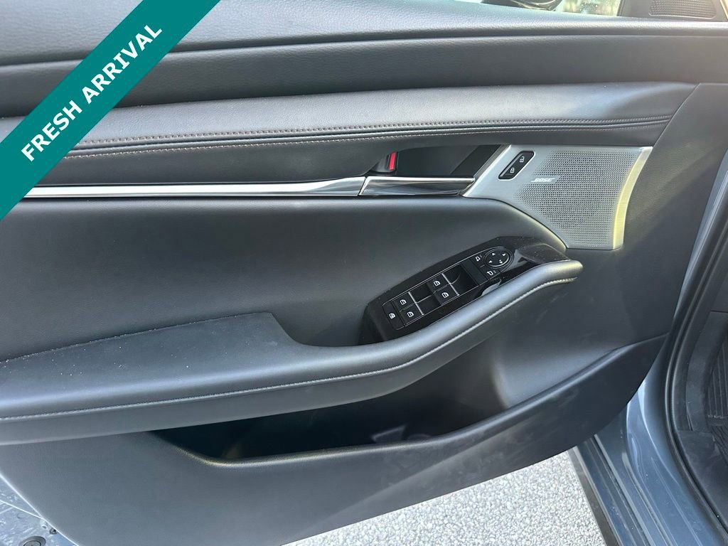 Used 2025 MAZDA MAZDA3 2.5 S Hatchback w/ Premium Pkg image 6