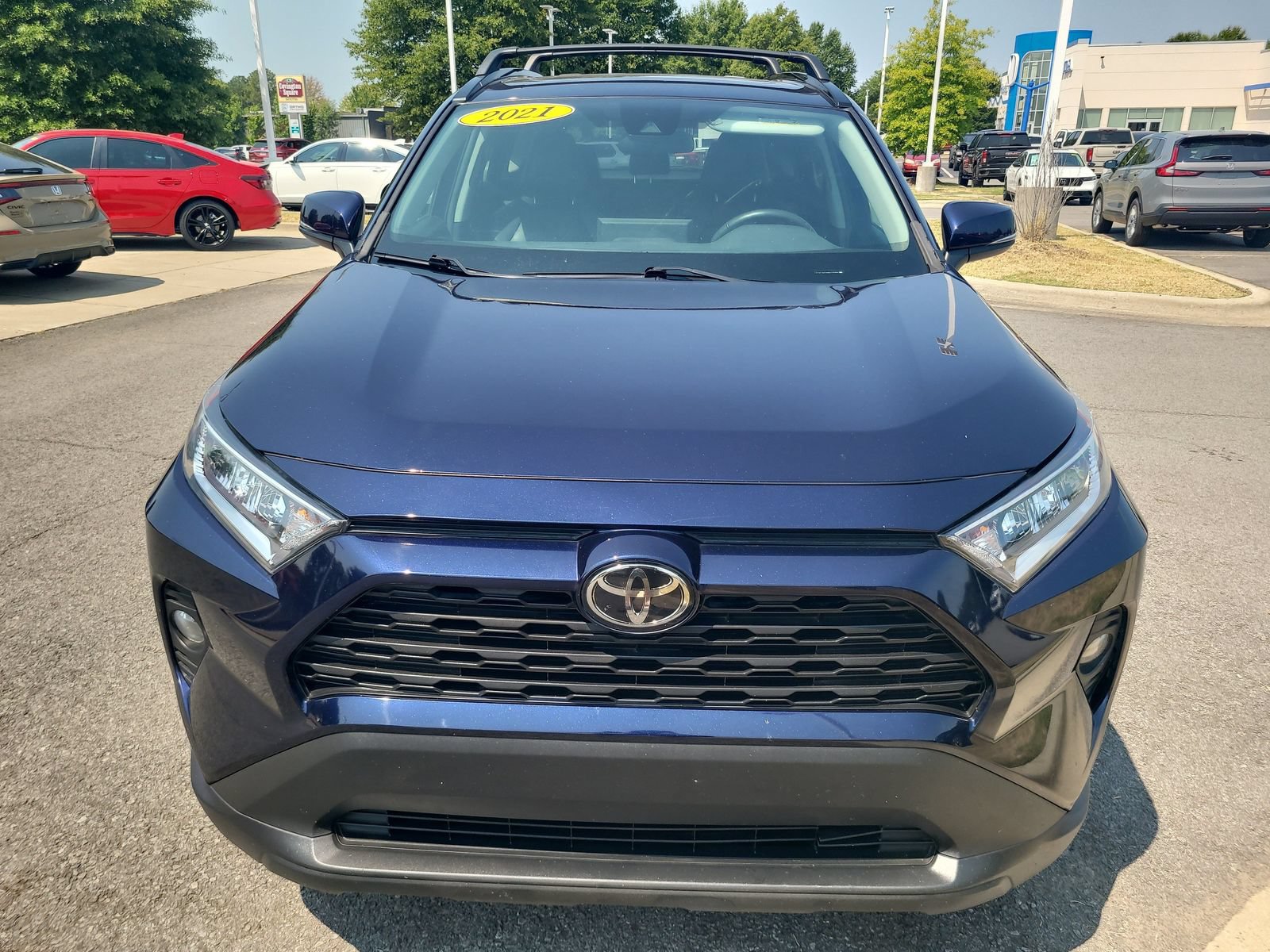 Used 2021 Toyota RAV4 XLE Premium FWD image 8