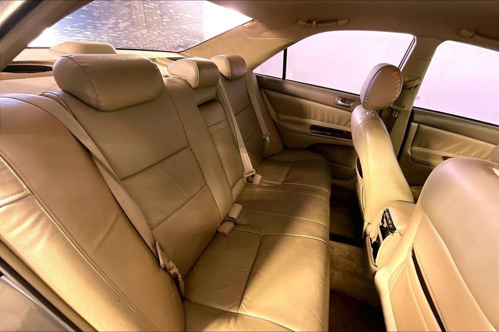 Used 2006 Toyota Camry LE FWD image 34