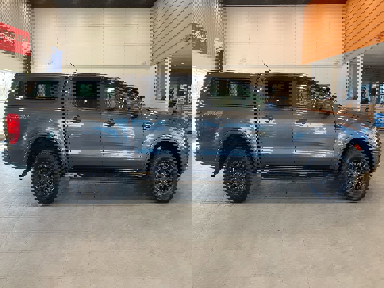 Certified 2019 Ford Ranger XLT w/ Equipment Group 302A Luxury AWD/4WD image 4