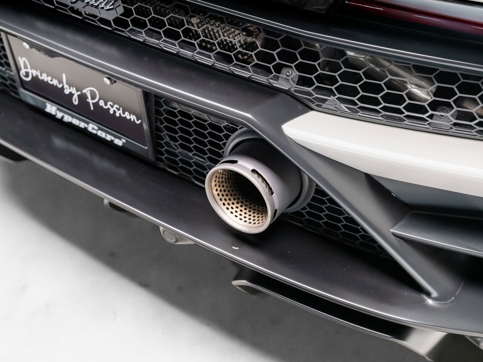 Used 2021 Lamborghini Huracan EVO image 41