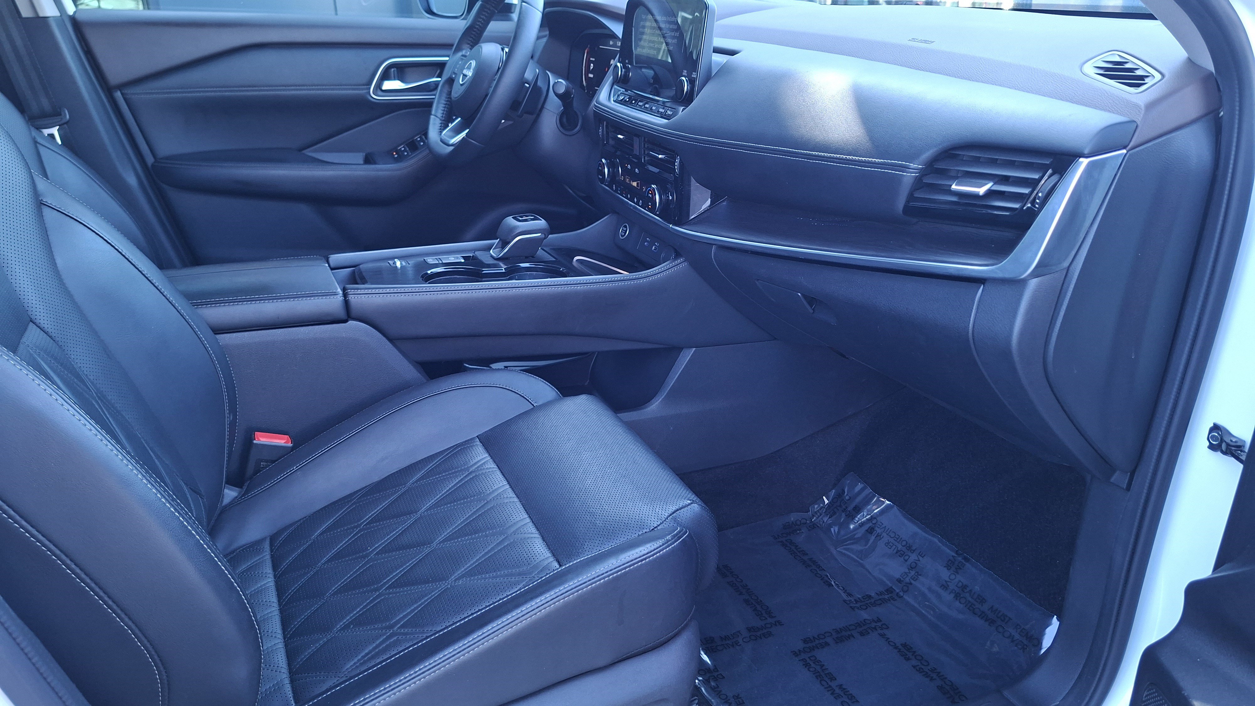 Certified 2023 Nissan Rogue Platinum w/ Platinum Premium Package FWD image 23