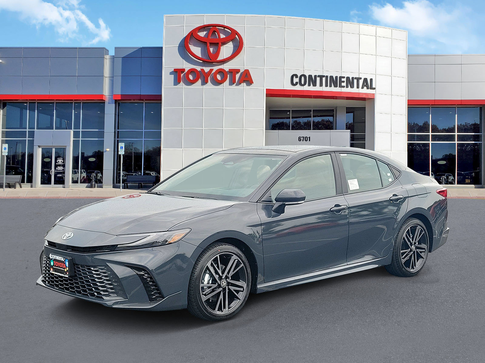 New 2026 Toyota Camry XSE w/ Premium Package AWD/4WD image 3