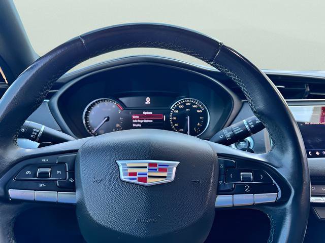 Used 2020 Cadillac XT4 Premium Luxury image 31