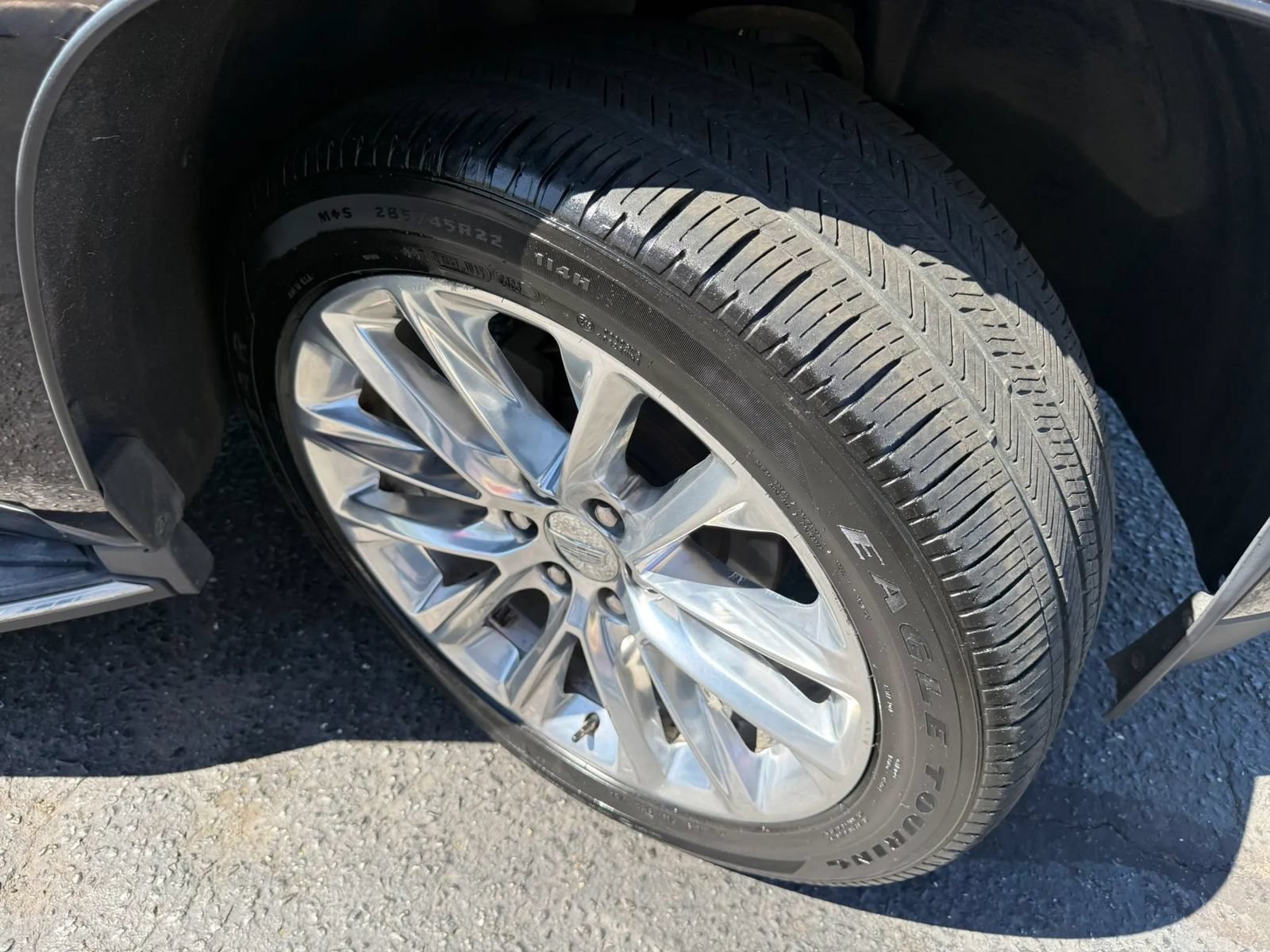 Used 2018 Cadillac Escalade Luxury AWD/4WD image 61