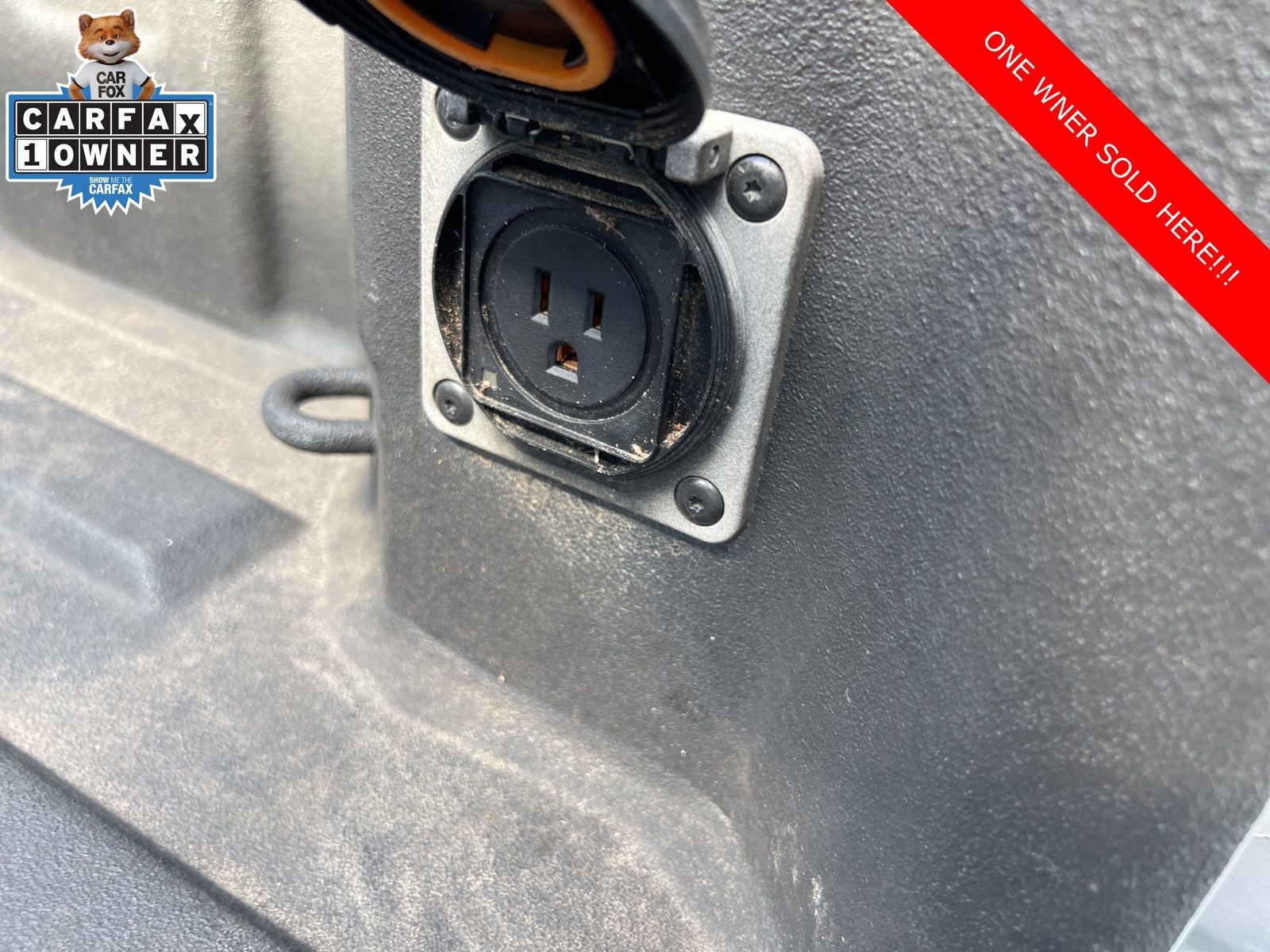 Used 2021 Chevrolet Silverado 1500 LTZ w/ Technology Package image 30