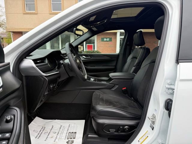 Certified 2024 Jeep Grand Cherokee L Altitude AWD/4WD image 27