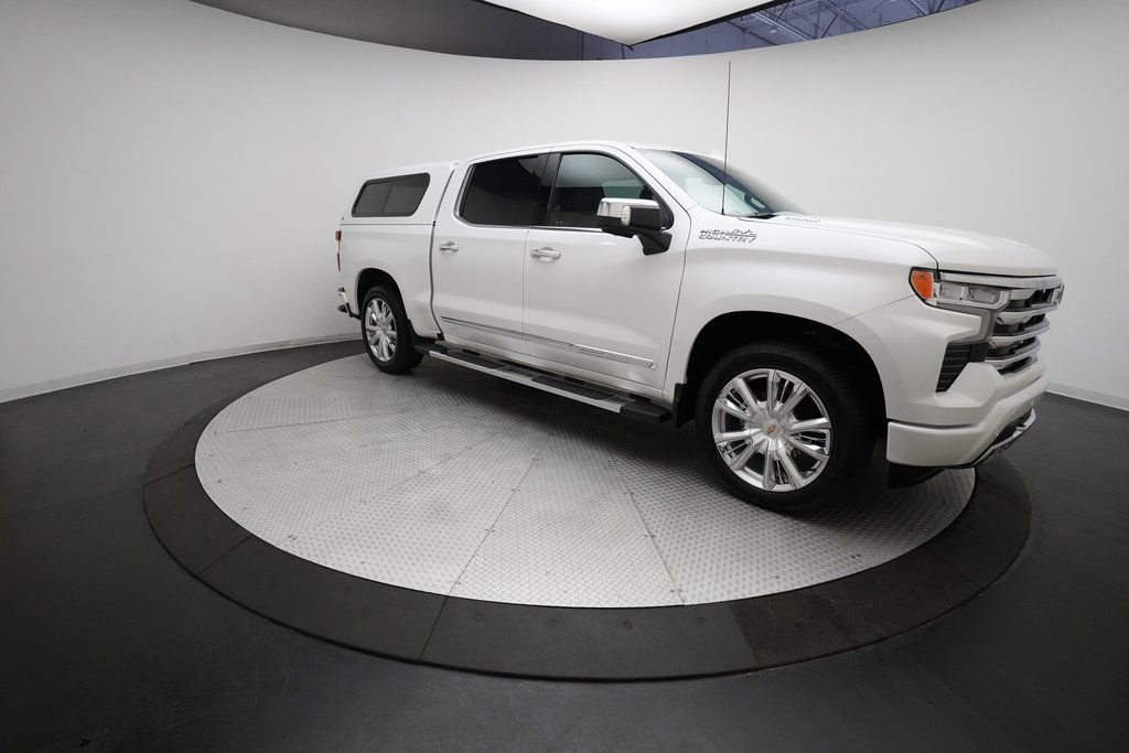 Certified 2023 Chevrolet Silverado 1500 High Country w/ Technology Package image 13