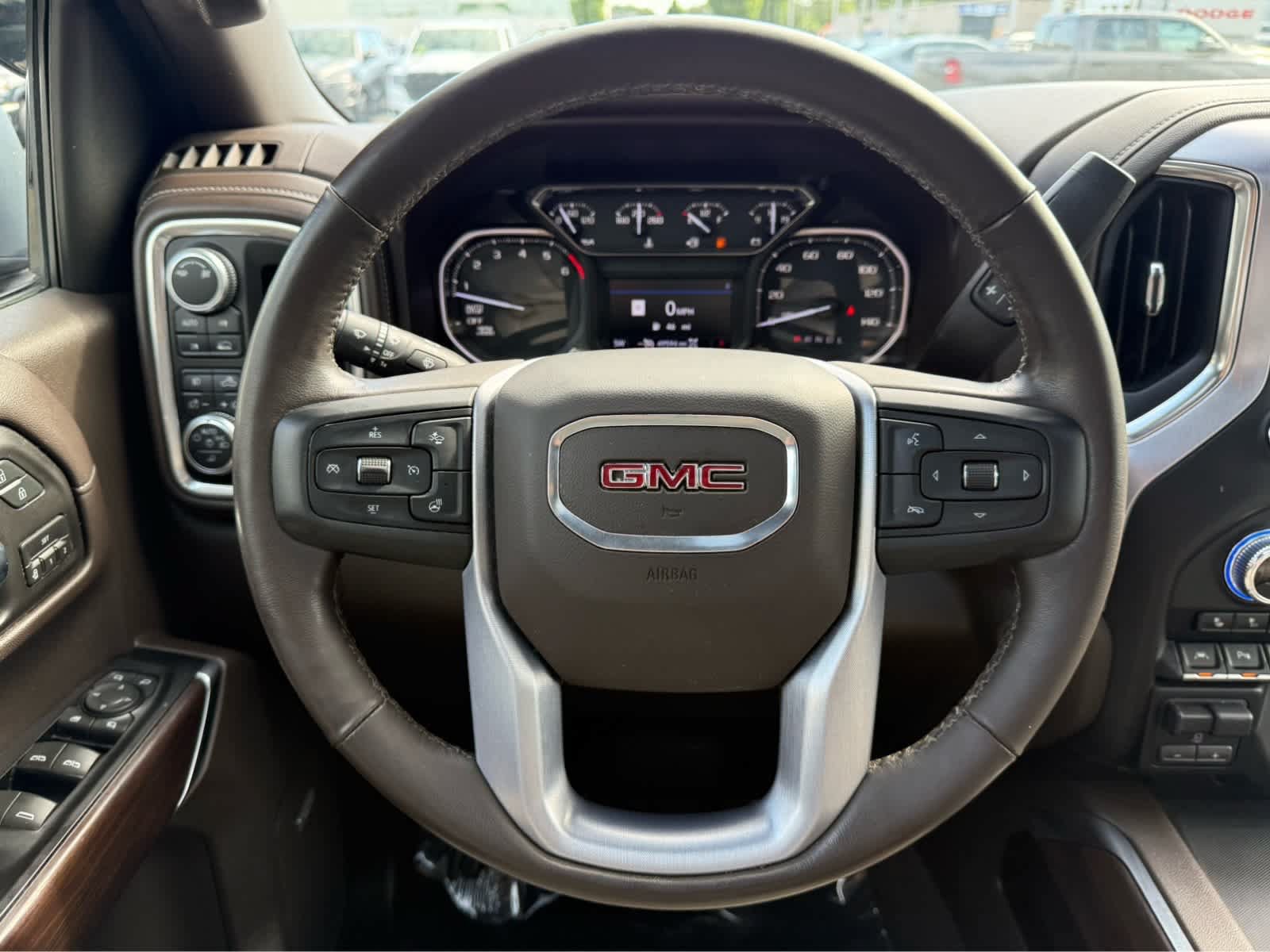 Used 2019 GMC Sierra 1500 SLT w/ SLT Premium Plus Package AWD/4WD image 17