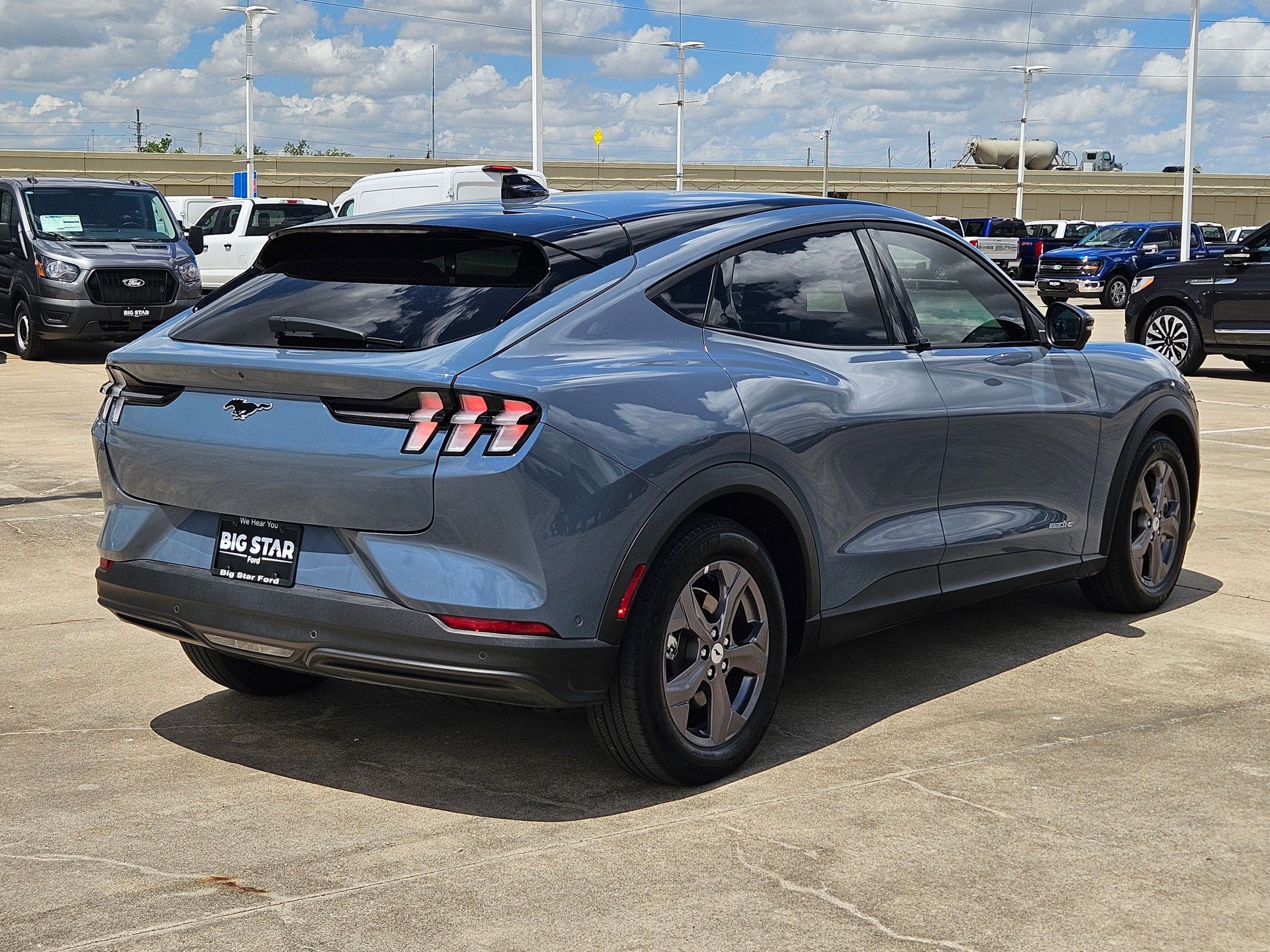 Used 2023 Ford Mustang Mach-E Select image 3
