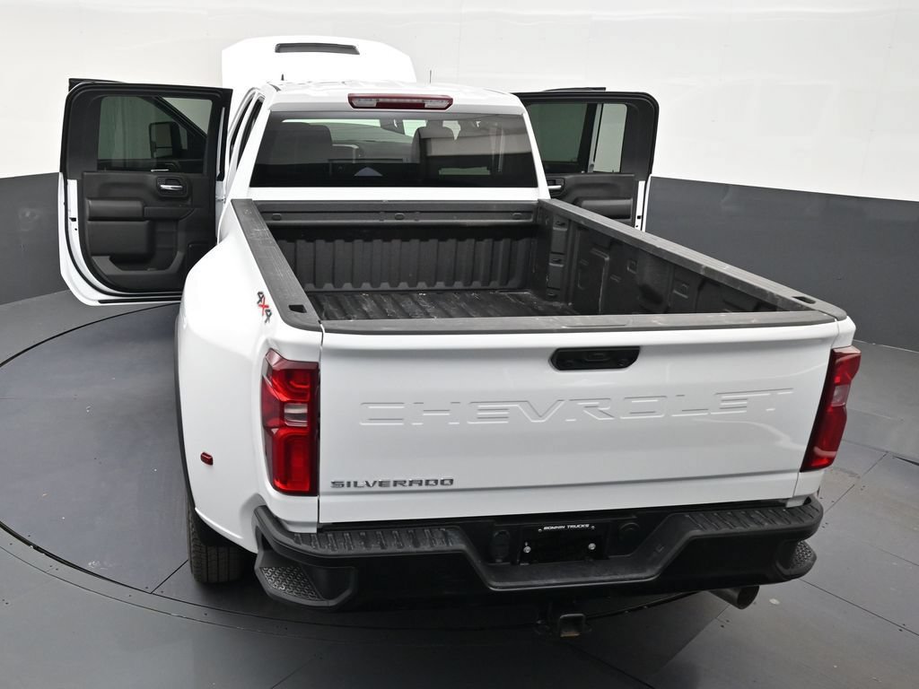 Used 2026 Chevrolet Silverado 3500 W/T AWD/4WD image 31