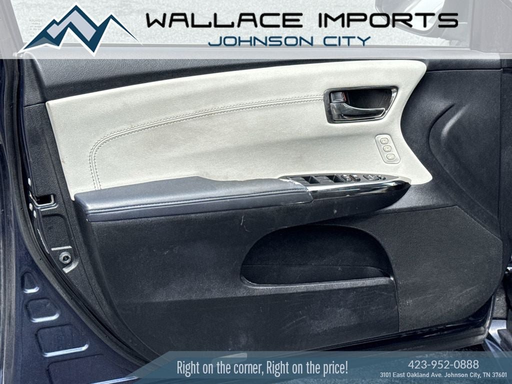 Used 2015 Toyota Avalon XLE Touring FWD image 13