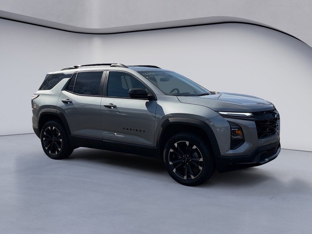 Used 2025 Chevrolet Equinox RS image 7