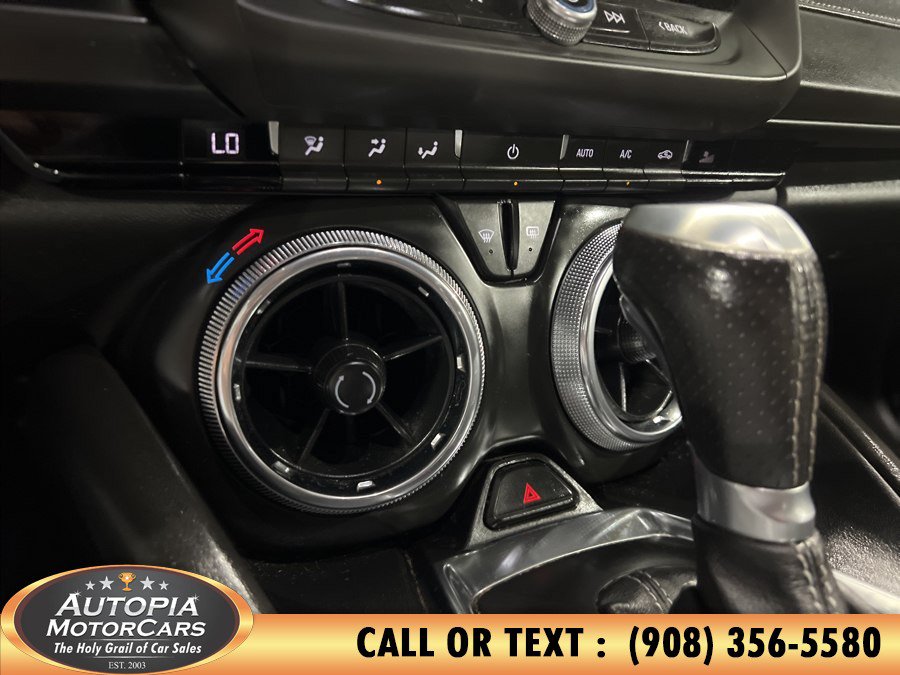 Used 2019 Chevrolet Camaro SS w/ Black Appearance Package RWD image 26
